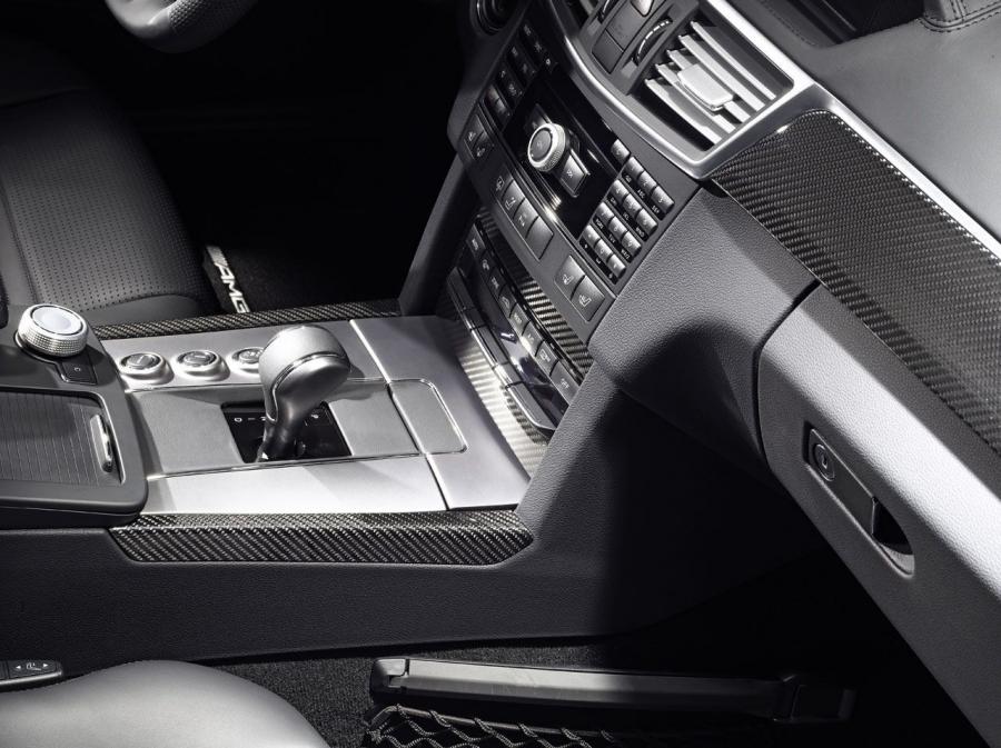  Mercedes-Benz E63 AMG 2010 года  (фото 39 из 57)